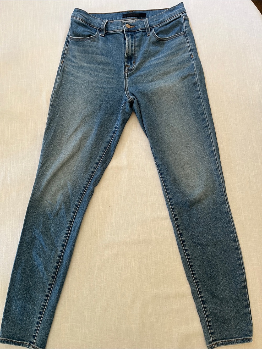 J Brand Women's Skinny Jeans in Medium Blue Wash